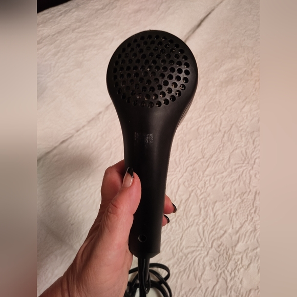 Conair 1600 blow dryer - Picture 2 of 5